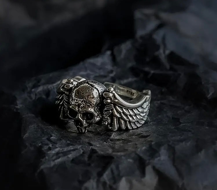 Trendy Retro Distressed Punk Wing Skull Design Alloy Open Ring